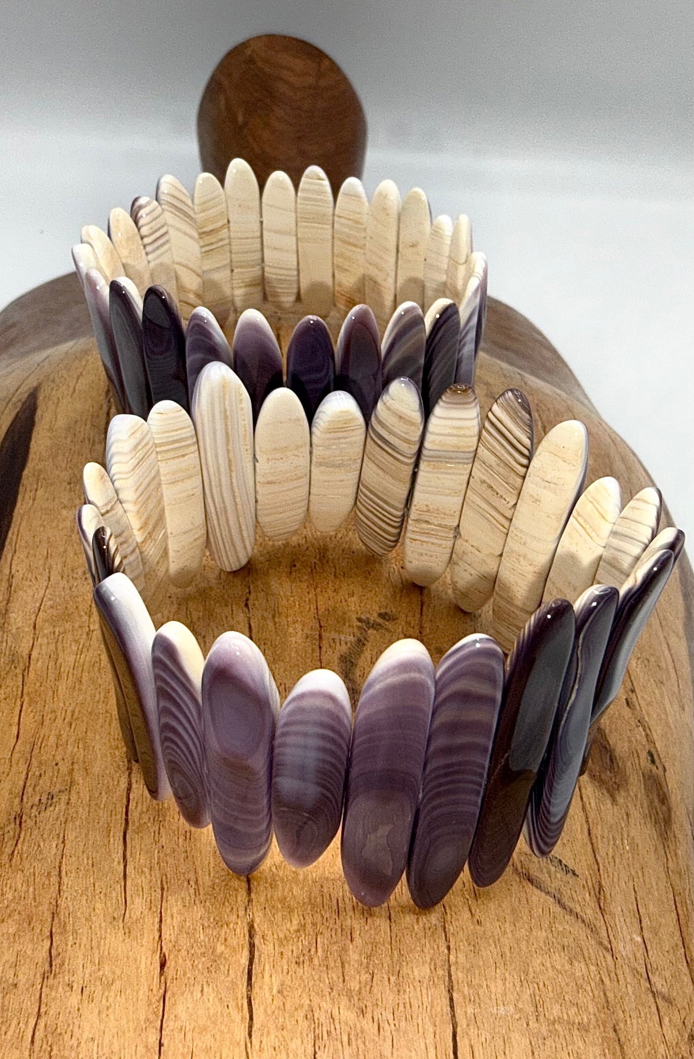 Purple spiny oyster bracelet by STICS and STONES featuring round beads and a dynamic, natural gemstone design.